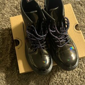 Girls dr martens…size 2